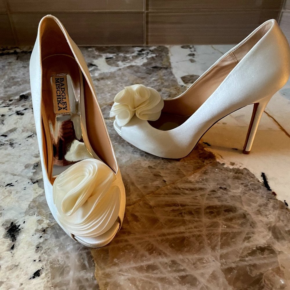 Badgley Mischka Satin Platform Peep Toe Shoe